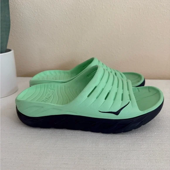 HOKA One One Mint Green/Black Unisex Slide Sandals - Picture 4 of 11